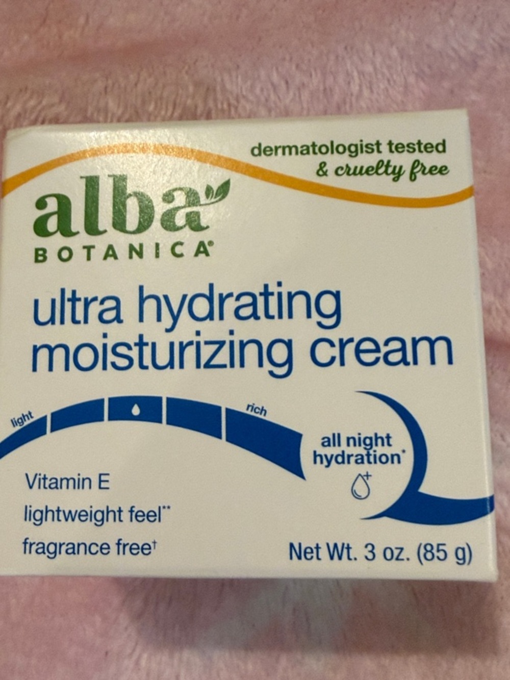 Alba Botanica Ultra Hydrating Moisturizing Cream - White NEW